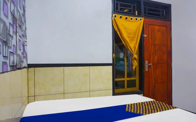 SPOT ON 92154 Nusasari Guest House