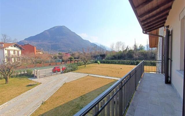 Winter Spring Summer Apartments