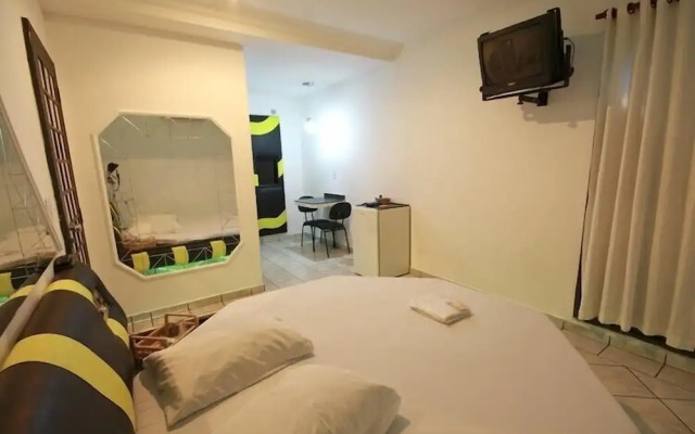 Motel Xanadú - Adults Only