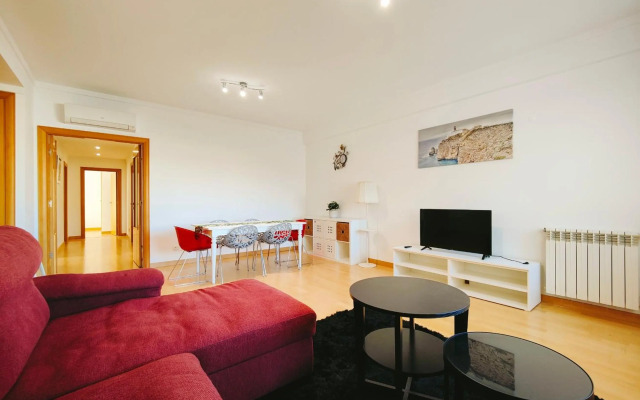 Sunny Home Lisboa Expo, free parking