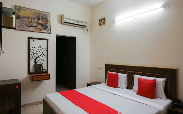 Hotel City Plaza 3 by OYO Rooms