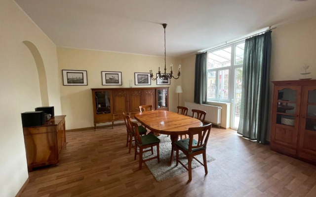 Schiller Apartments Fabrikantenwohnung