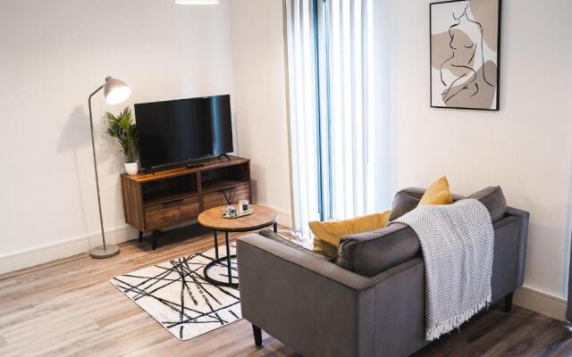 Modern 1-bed - Brand New - Central - Free Wi-fi