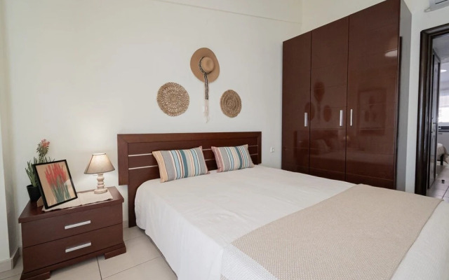 Tommy Seafront No 4 by Rentalspro - Nea Flogita