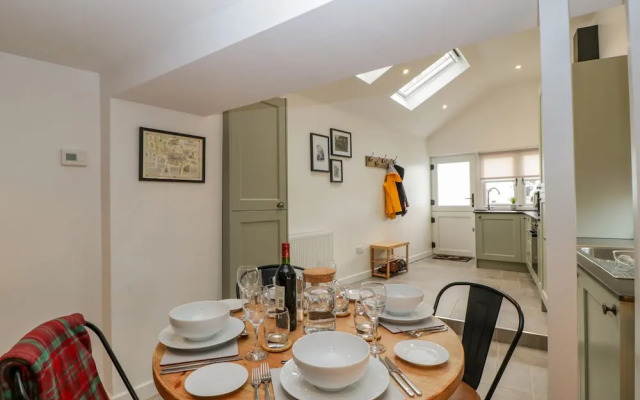 Thomas Cottage