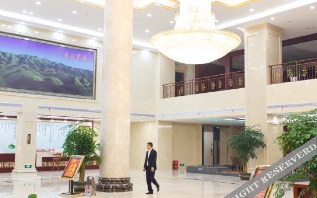 Rulin Hotel