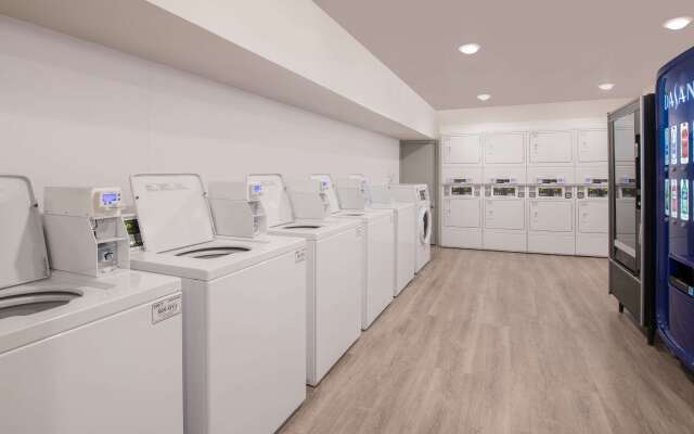 WoodSpring Suites Savannah Pooler