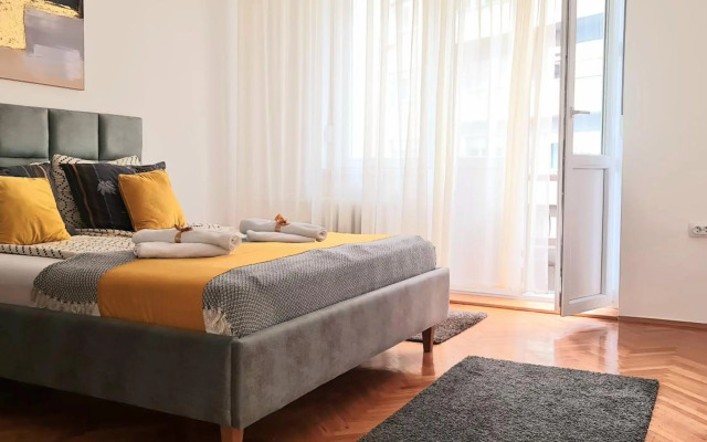 Downtown Star Apartment