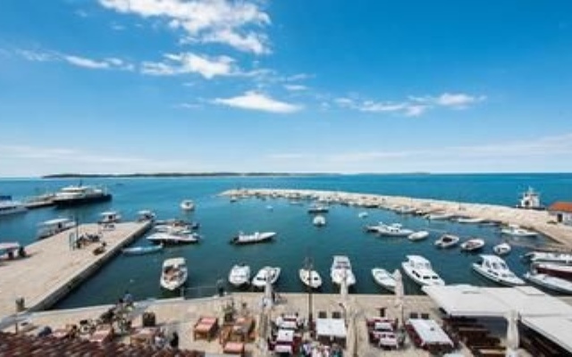 Marina Hotel - Restaurant