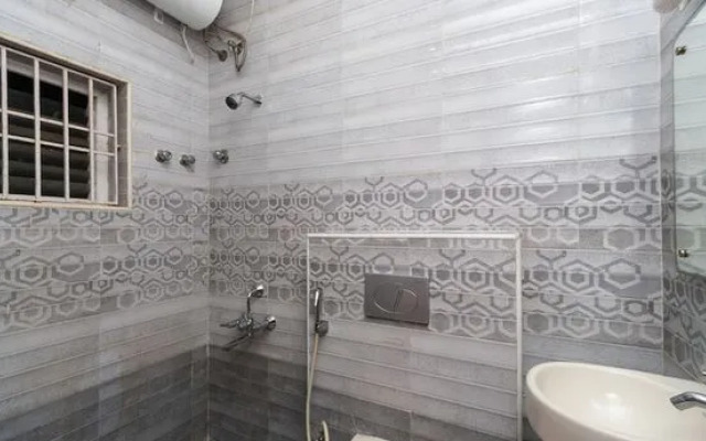 MM Residency By OYO Rooms