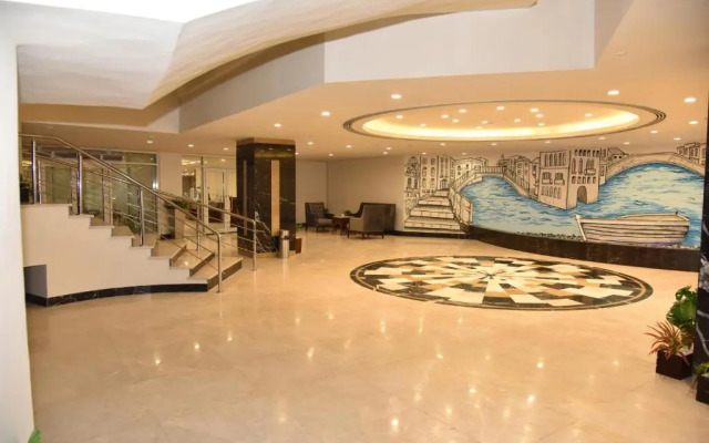 Golden jewel hotel