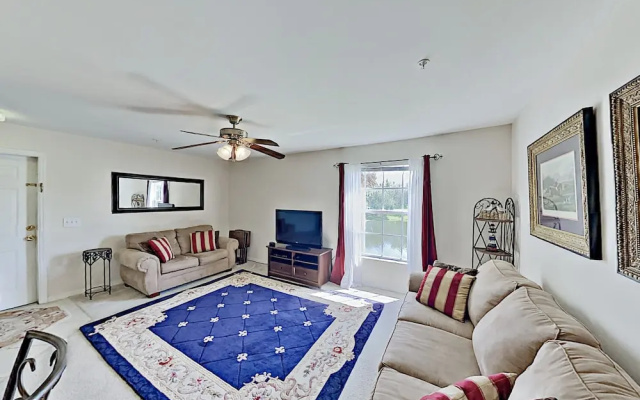 17754mil 2 Bedroom Condo