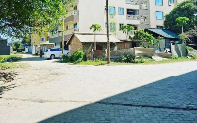 Lux Suites Pacific Apartments Bamburi