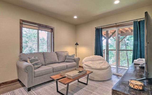 Luxury Retreat: Custom Mi-wuk Village Cabin!