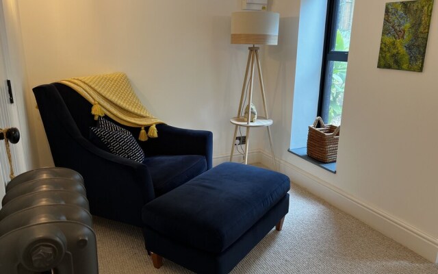 The Crooked Gate - Luxury Romantic Getaway