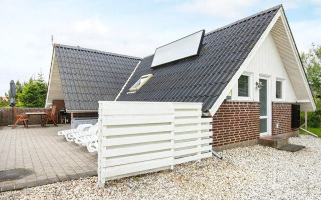 4 Person Holiday Home in Ringkobing