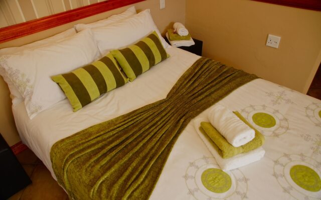 The Club House Guesthouse