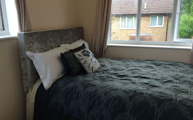 Thomson Lodge 1-Bedroom Flat