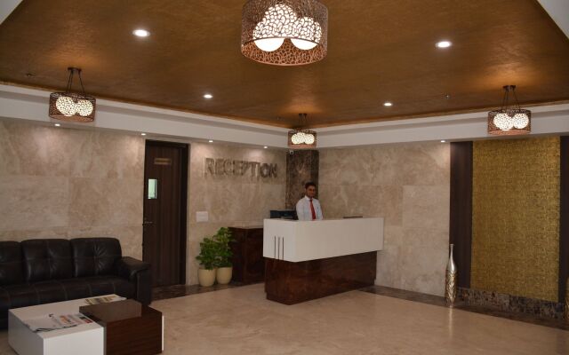 Hide Away Suites