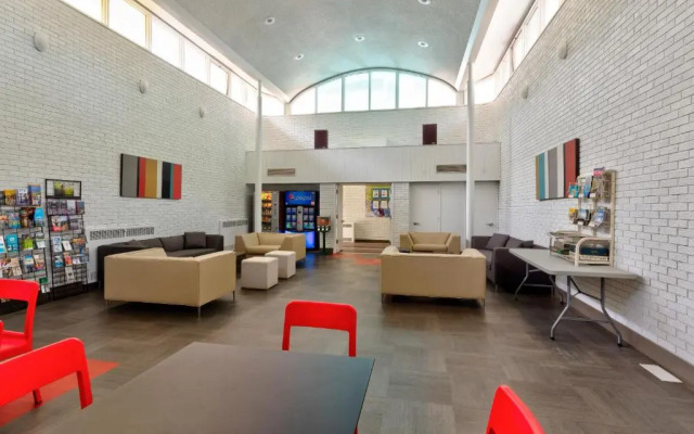 Hostelling International Edmonton