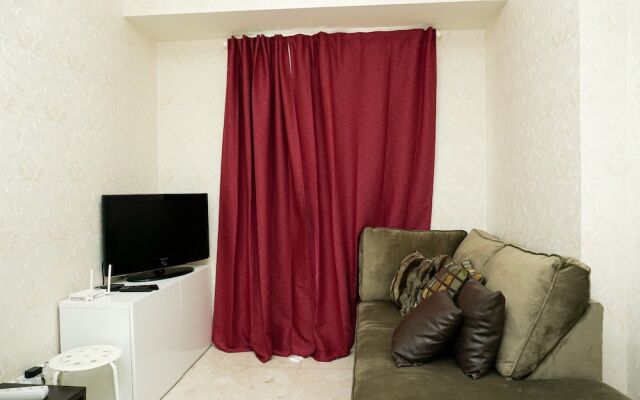 Comfy 2BR Puri Orchard Apartment