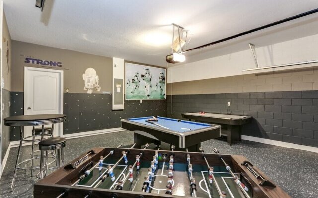 6bed 4Ba Villa Game Room Pool Spa
