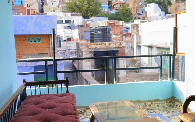 Yogi Guest House