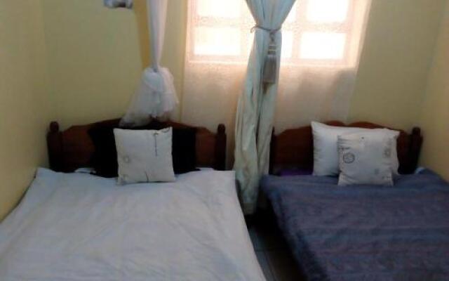 106 Airport rooms
