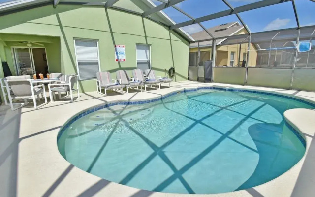 320EP Sandy Shores 3 Br villa by RedAwning