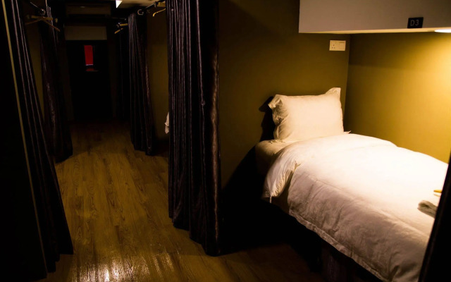 Apollo Inn - Hostel