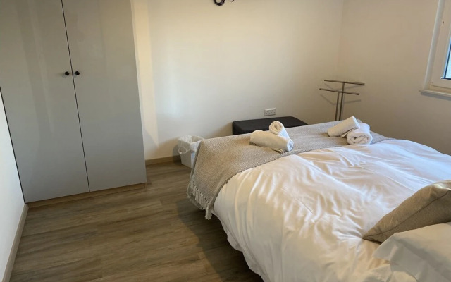 Remarkable 4-bed House in St Minver, Rock