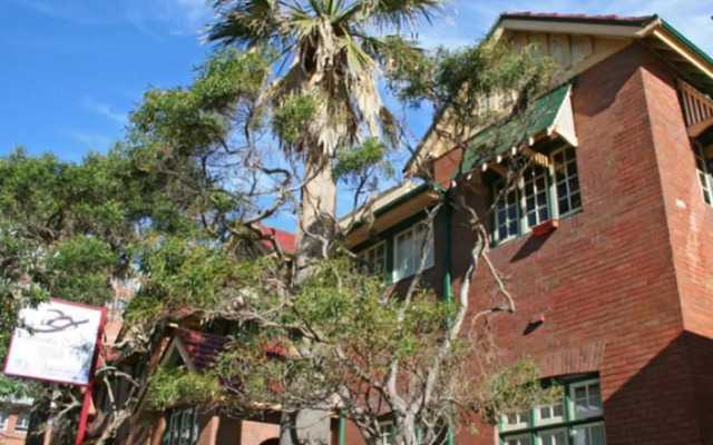 YHA Newcastle Beach