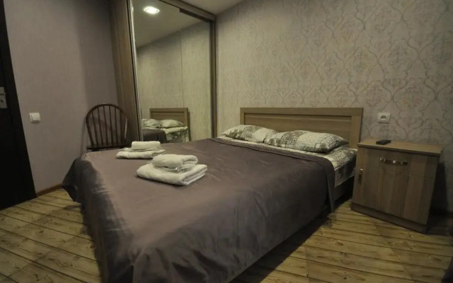 7 rooms