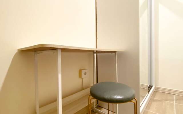 Good Deal And Comfortable 2Br At Meikarta Apartment