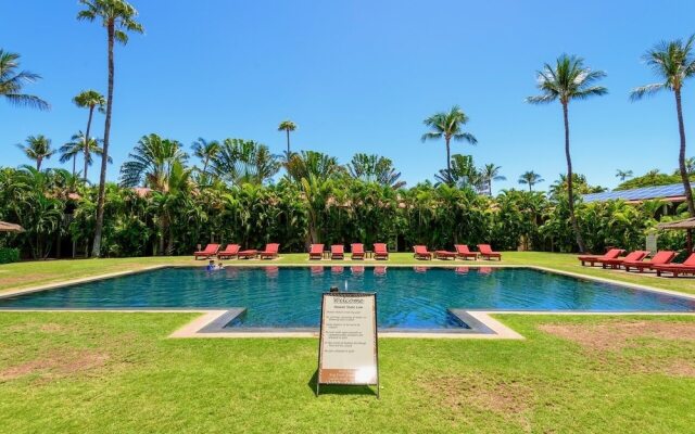 Aina Nalu D202 2 Bedroom Condo by Redawning