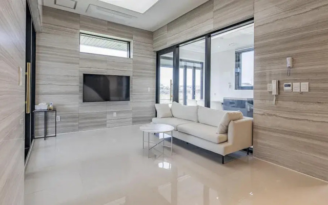 Pohang The Elite Kids Pool Villa