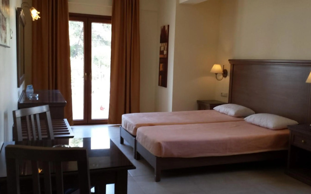 Maria Lambis Apartments
