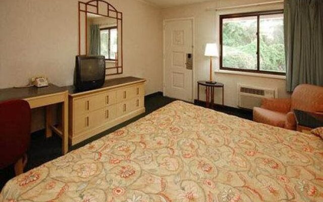 Poughkeepsie Inn