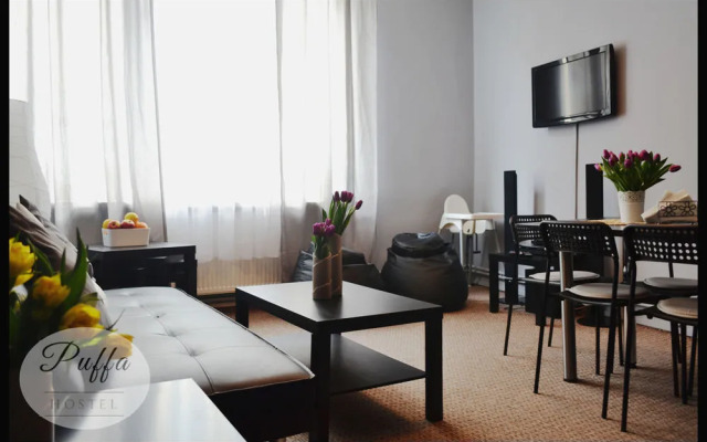ZiZi Central Hostel