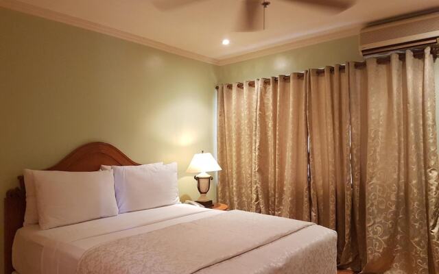 Sophia Suites Residence Hotel