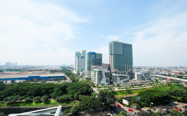 Comfy Studio Room at Tifolia Apartment