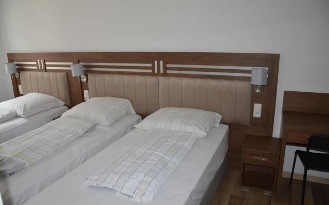 Hotel Colonia