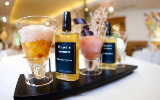 Schloss Prielau Hotel & Restaurants