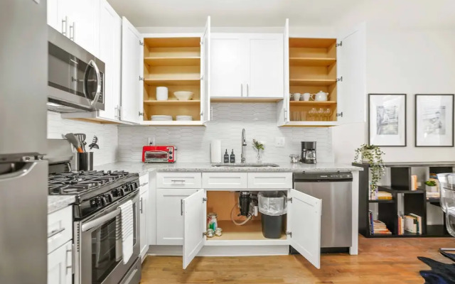 800 Furnished Apartments