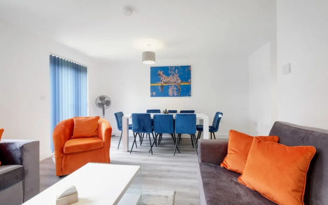 Modern 5 Bedroom 3 Bath Hse Aylesbury