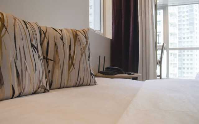 Stylish Apartment at BGC