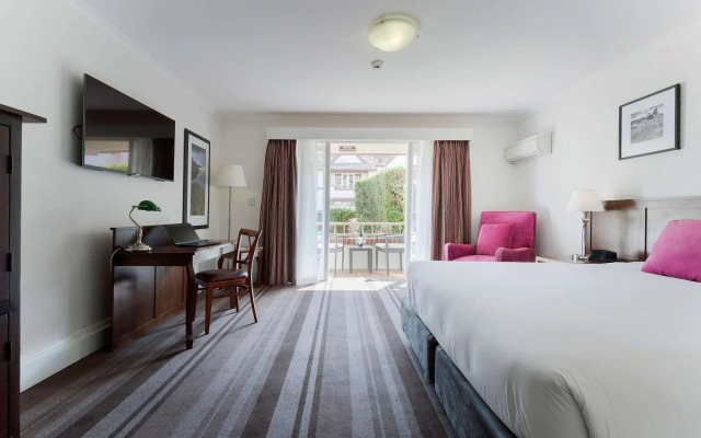 Mercure Canberra