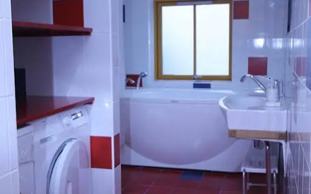 Sunnyhouse Apartments