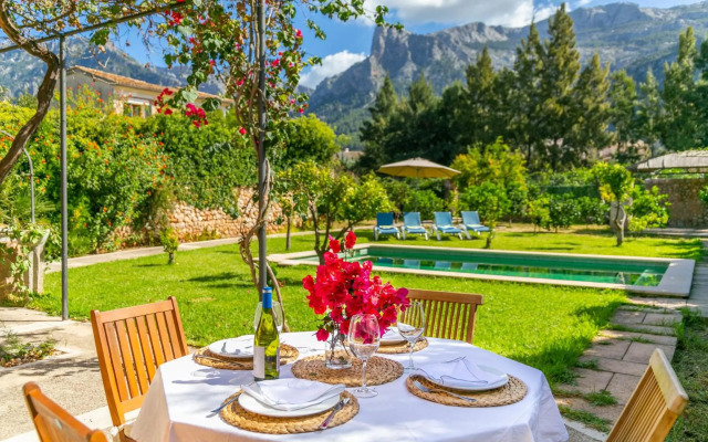 Beautiful Mallorcan Villa With Pool in Soller