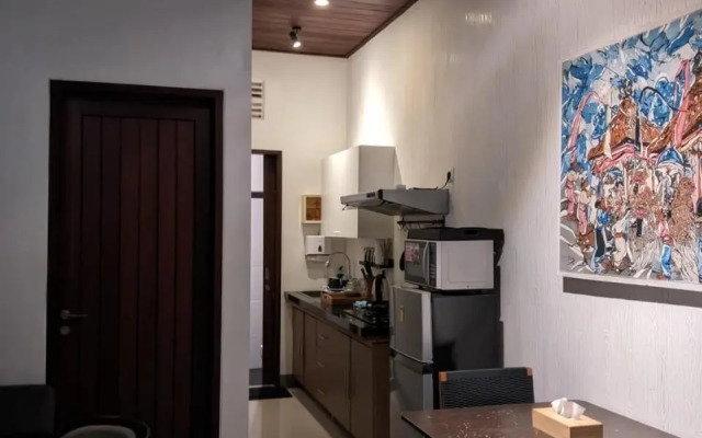 Dim House Jimbaran